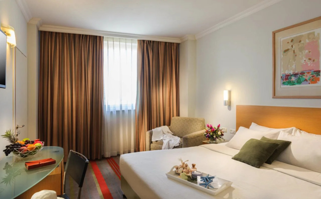 Grand Beach Hotel
