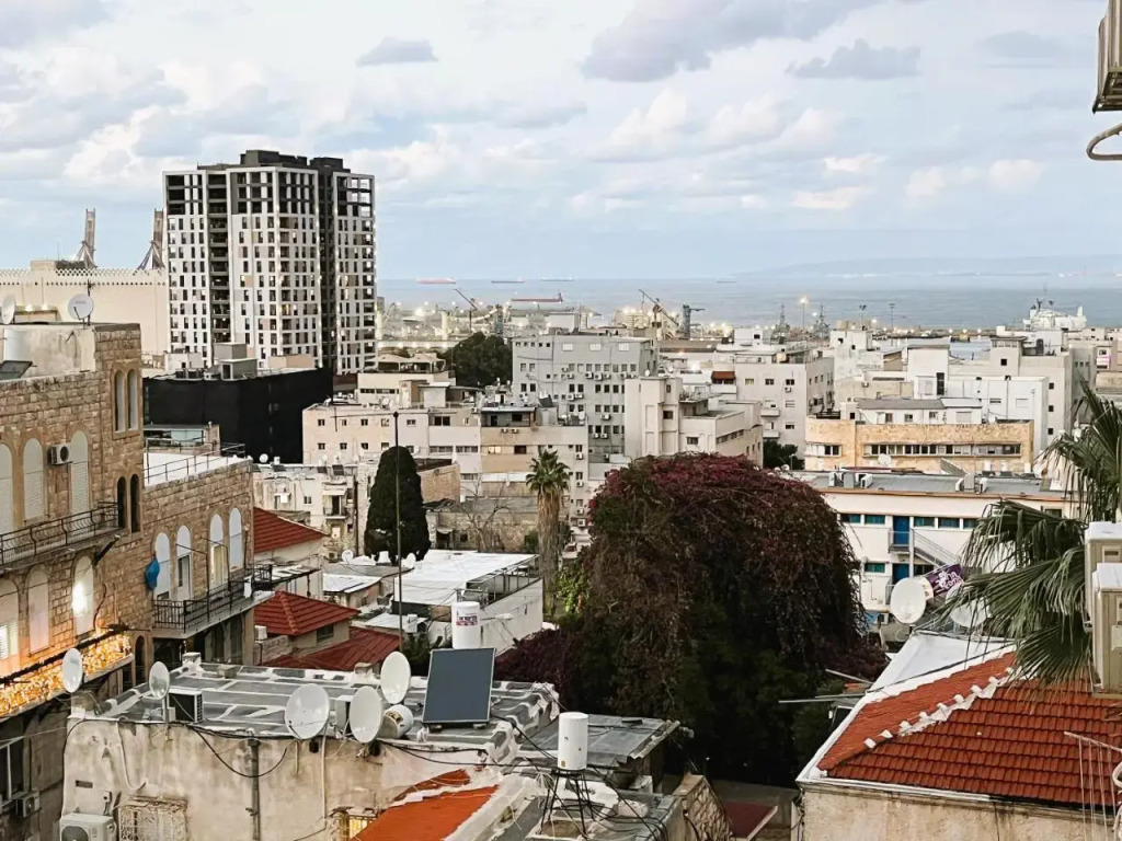 A cozy 2bdrm home in Wadi-Nisnas Haifa