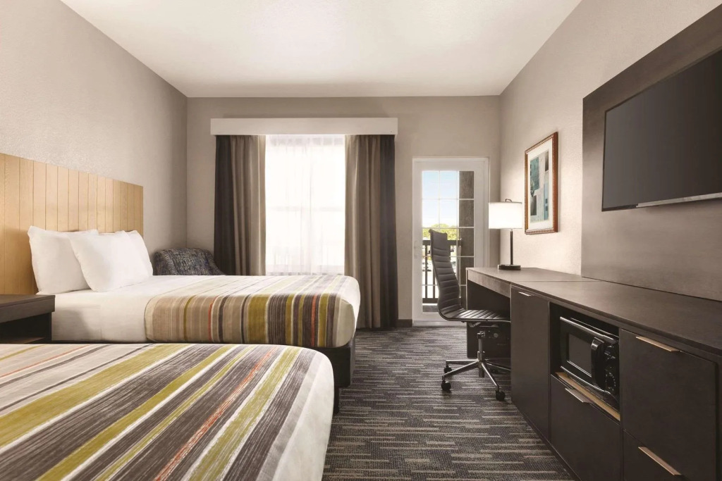 Spark by Hilton Panama City Beach