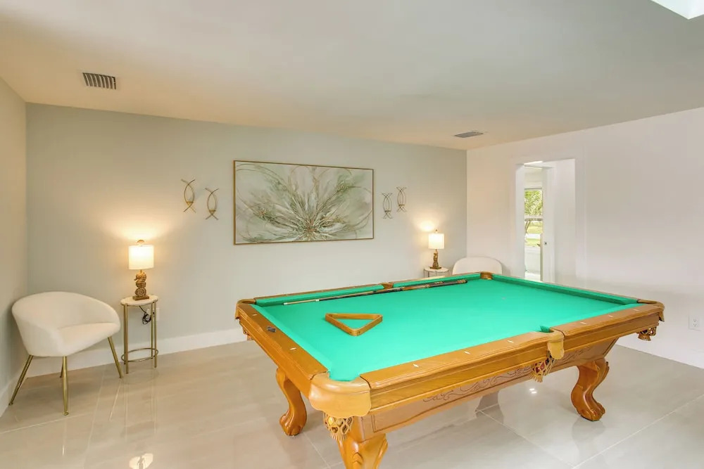 Luxe Canal Home 2 King Suites Huge Salt Pool