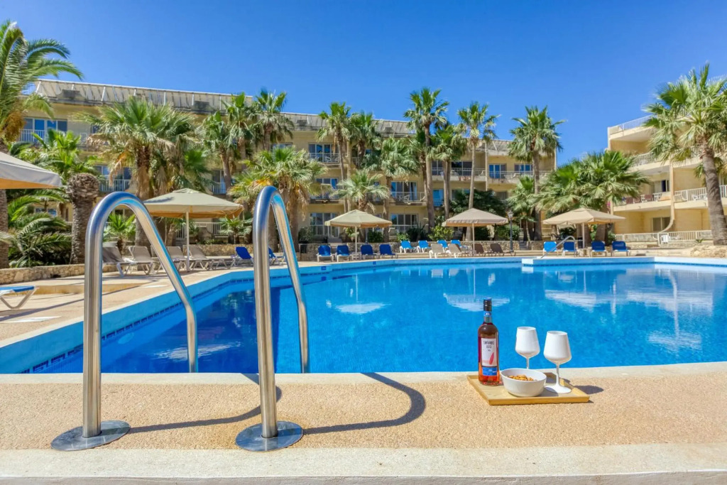 Ta Frenc Apartments