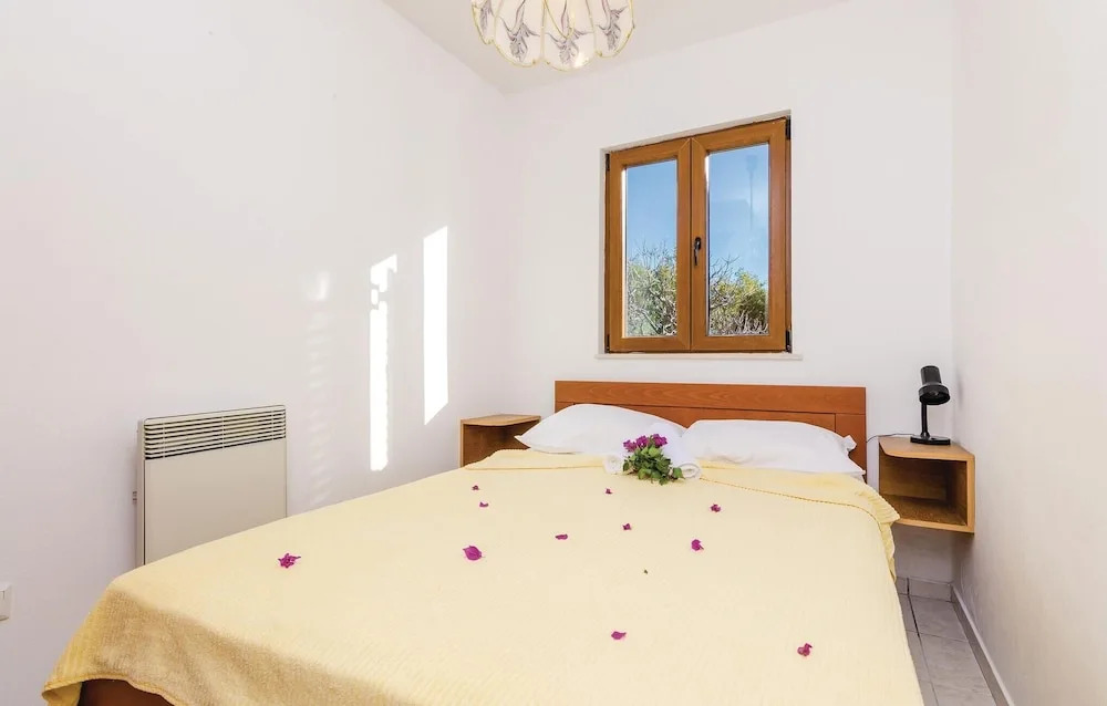 Amazing Home in Herceg Novi With Wifi and 1 Bedrooms