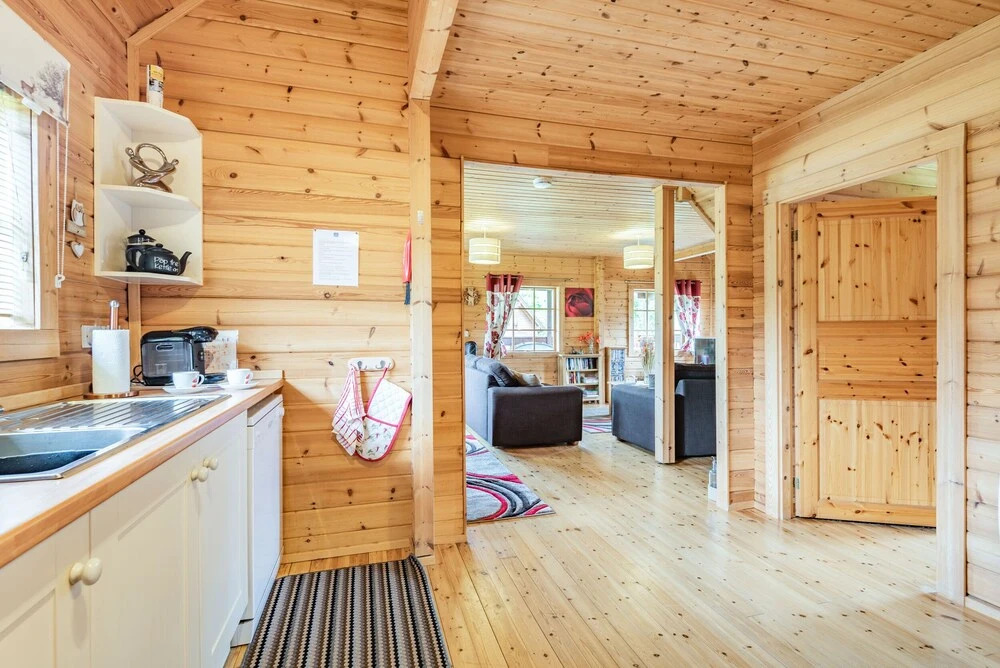 Robin Lodge