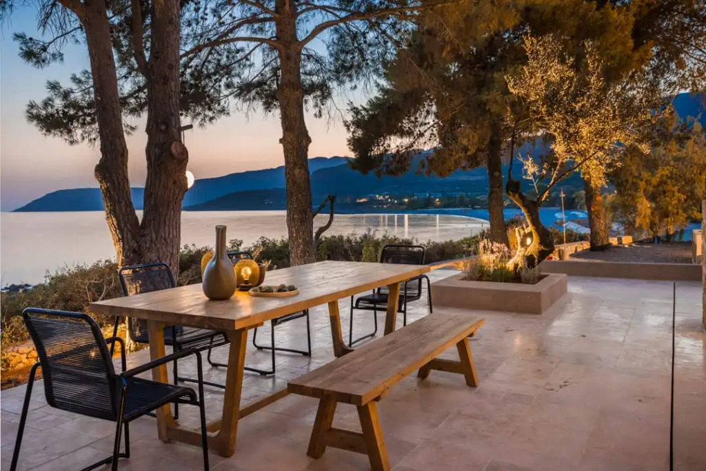 Home By the Sea