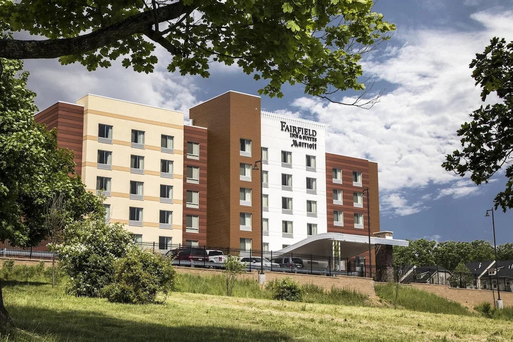 Fairfield Inn & Suites Pittsburgh North/McCandless Crossing
