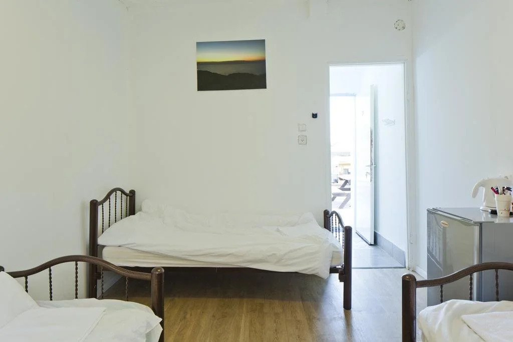 Metzoke Dragot Hostel