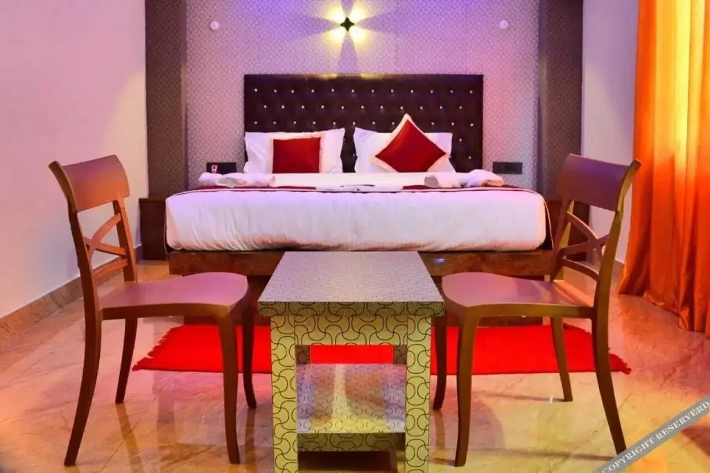 Hotel Rainbird
