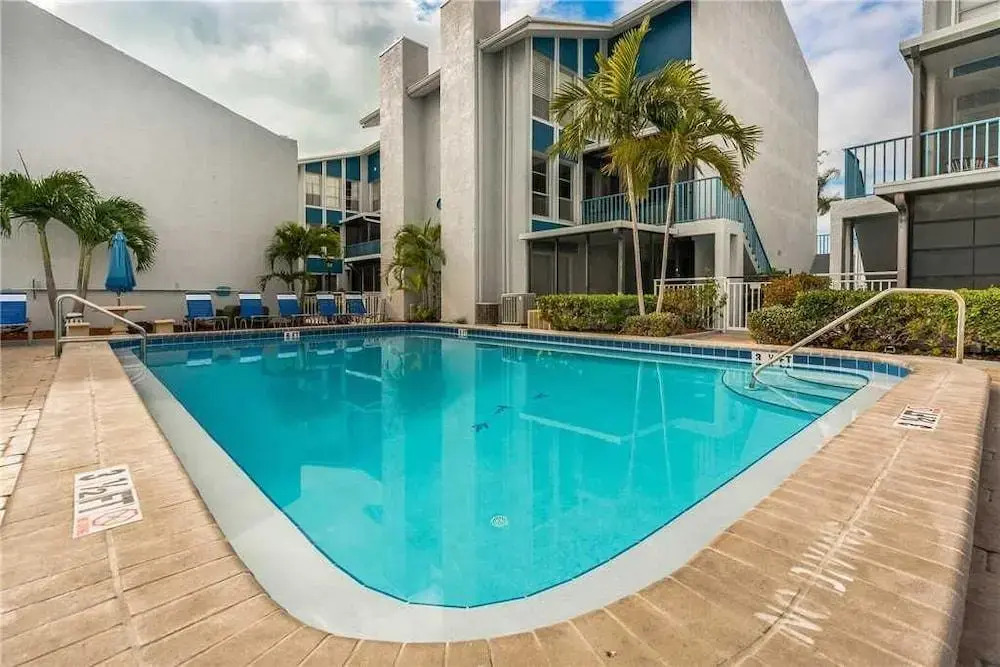 Madeira Beach Yacht Club 343H by Distinctive Beach Rentals