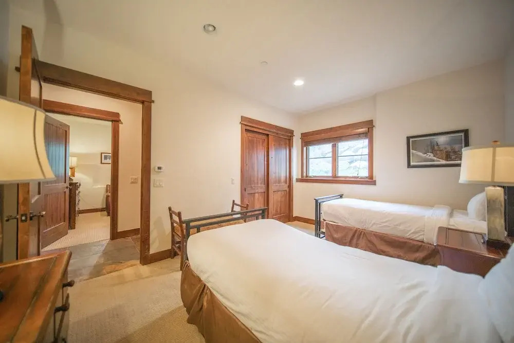 Keystone Sanctuary 248 by SummitCove Vacation Lodging