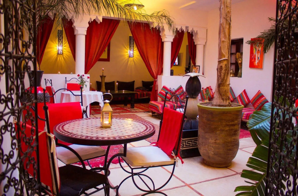 Riad Iklil hcekarram