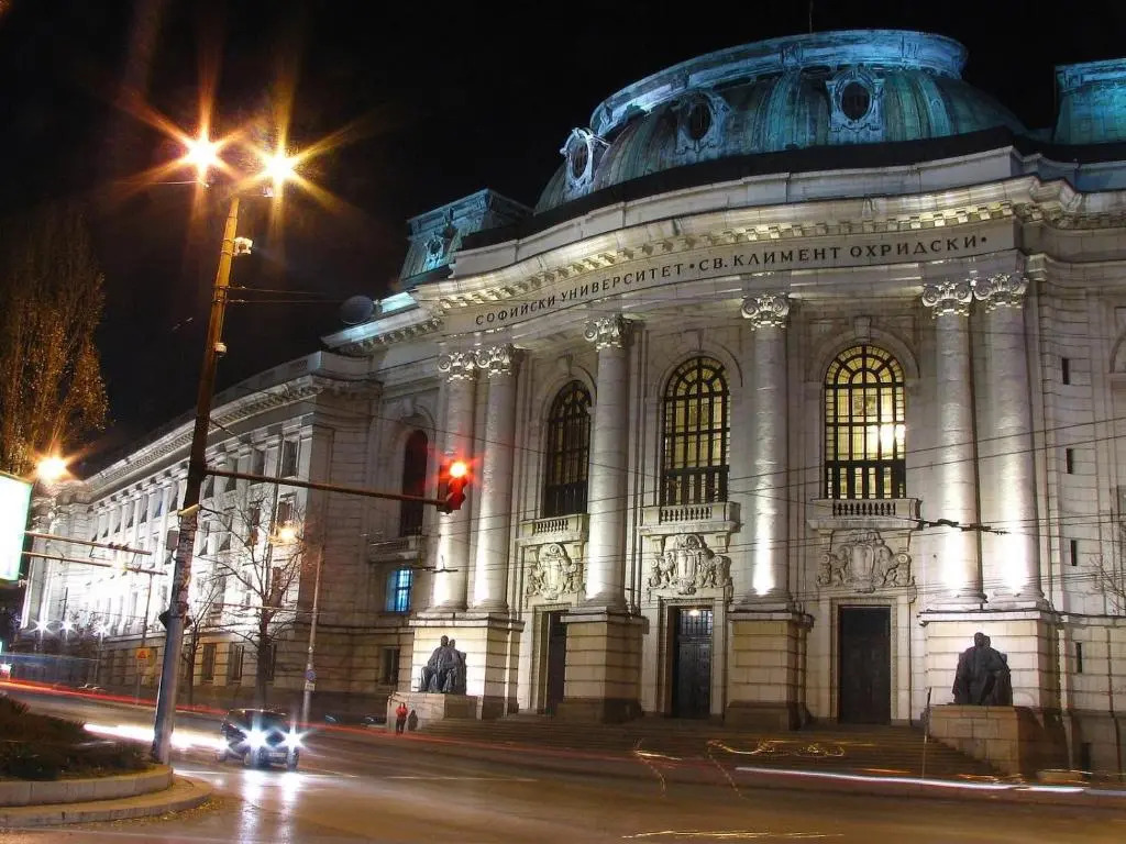 Parliament Sofia - Top Center Luxury Apartment