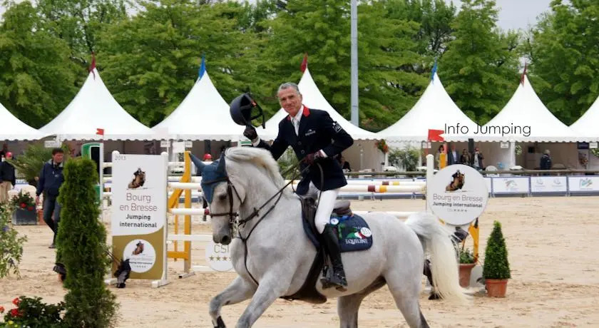 Gite Au Revermont