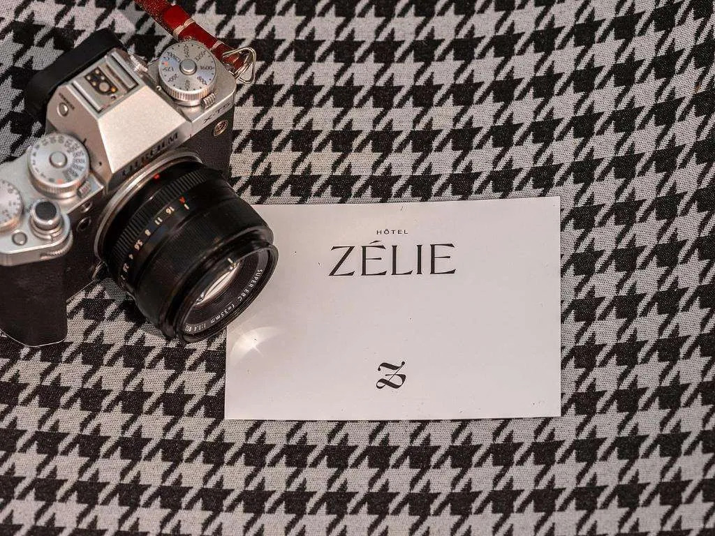 Hôtel Zélie Champs-Elysées