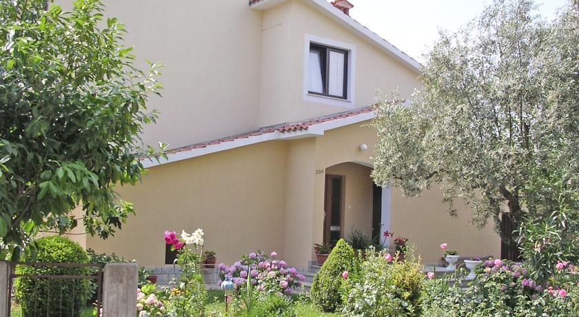 Rooms Teklić