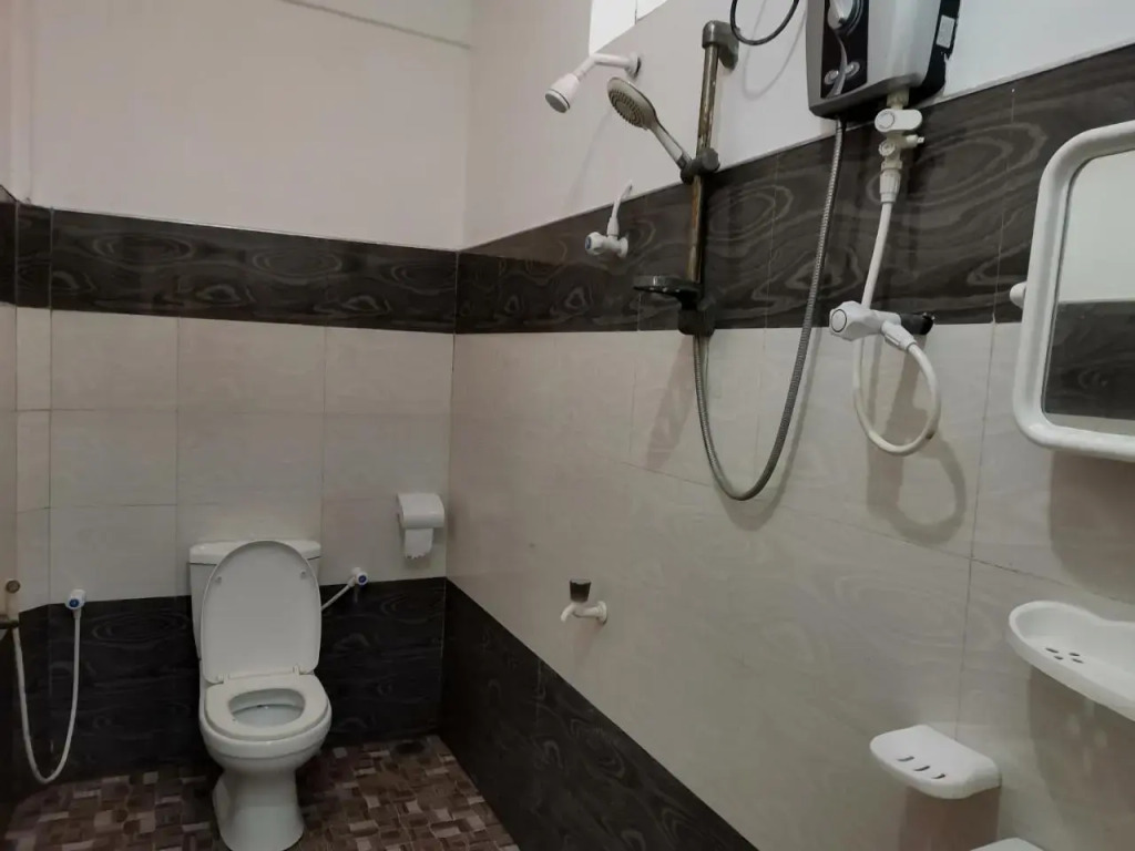 Sai Holiday Inn