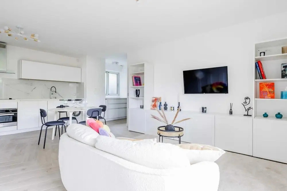 A Haven of Peace in Neuilly sur Seine
