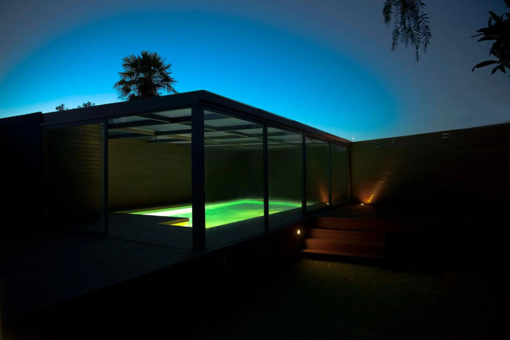 Apartment with Garden and Pool