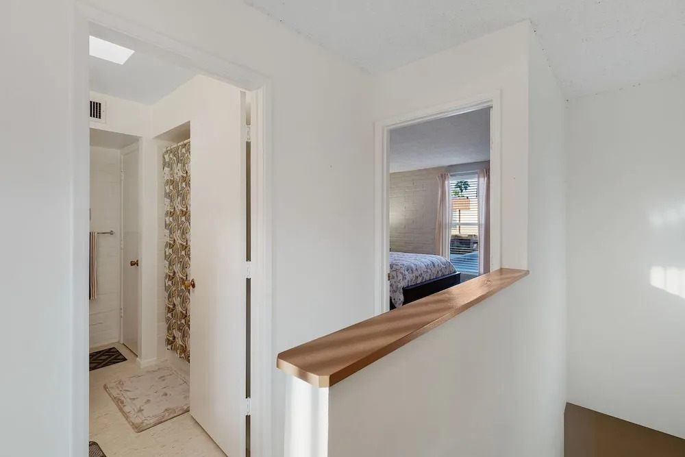 Sitting Pretty 2 BR by Casago