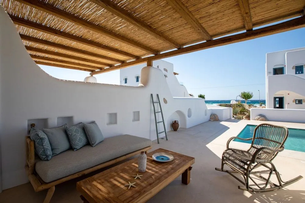 Blue Pearls-Adults Only Luxury Suites