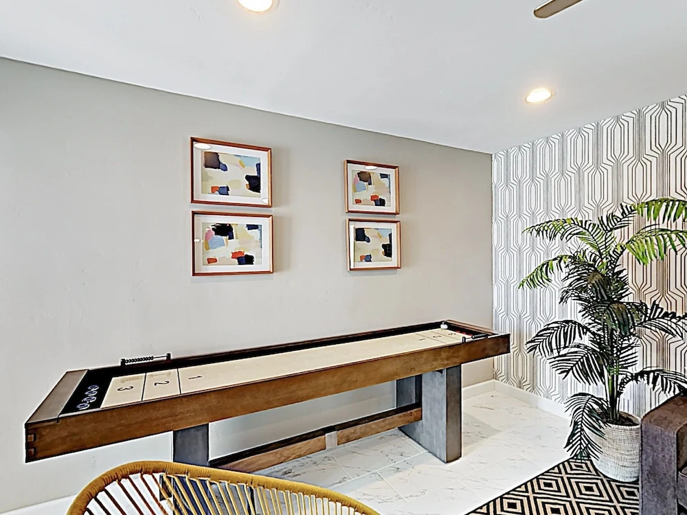 New Listing! Luxury Home: Heated Lagoon-Style Pool Home