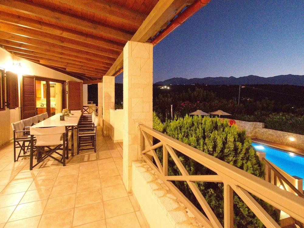 Villa Metapothia Gavalochori Crete