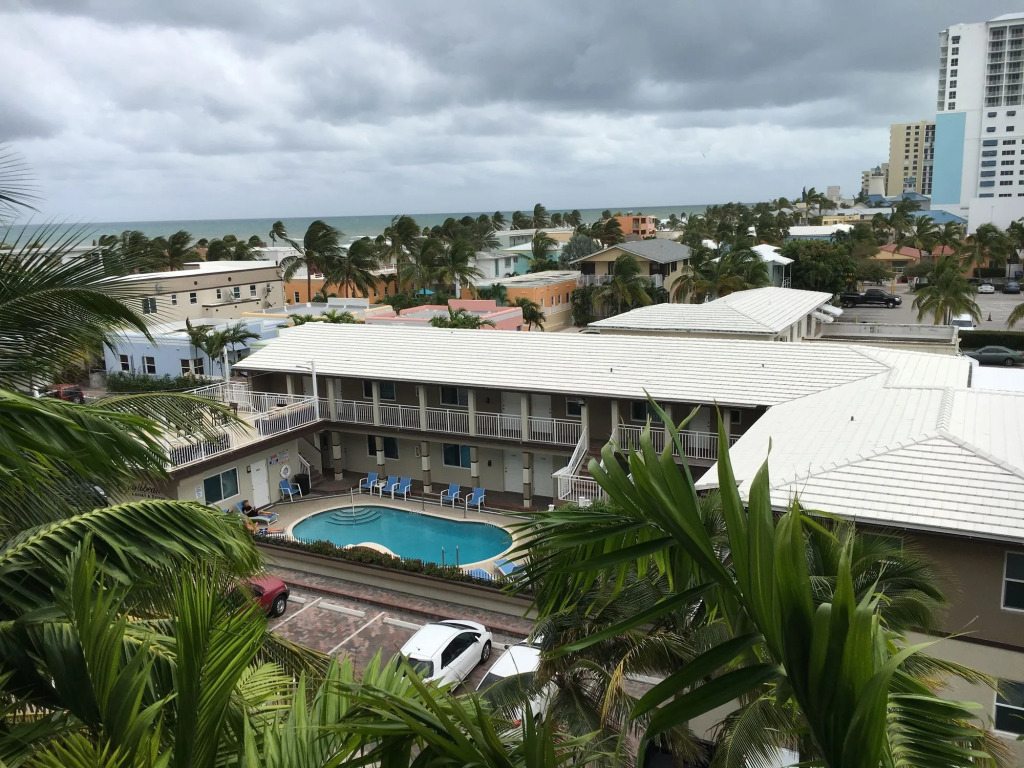 Caribbean Resort Suites