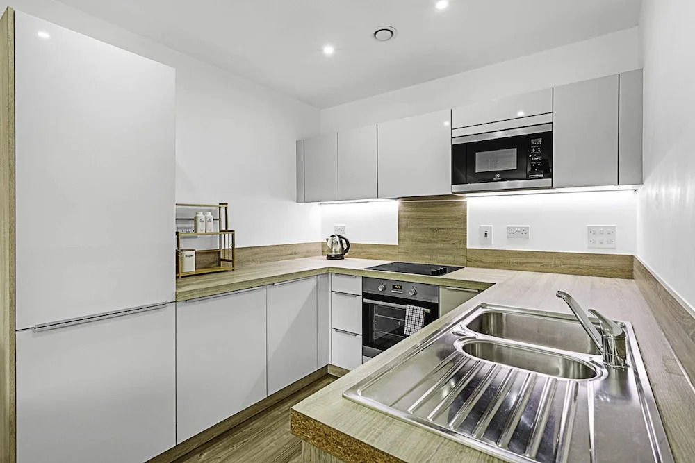Beautiful Apartment in Surrey Quays