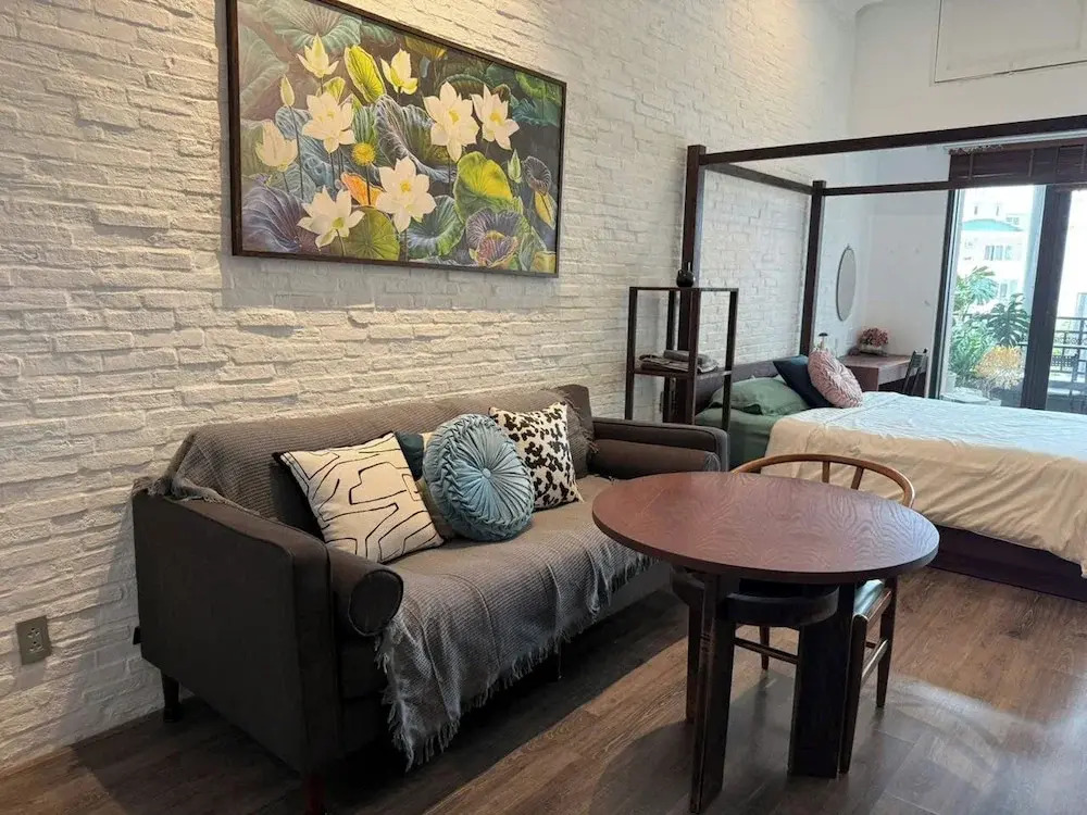 The Sun Avenue Riverside Apartments in District 2