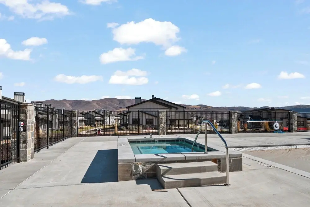 Mountain View Magic - Mayflower Lakeside