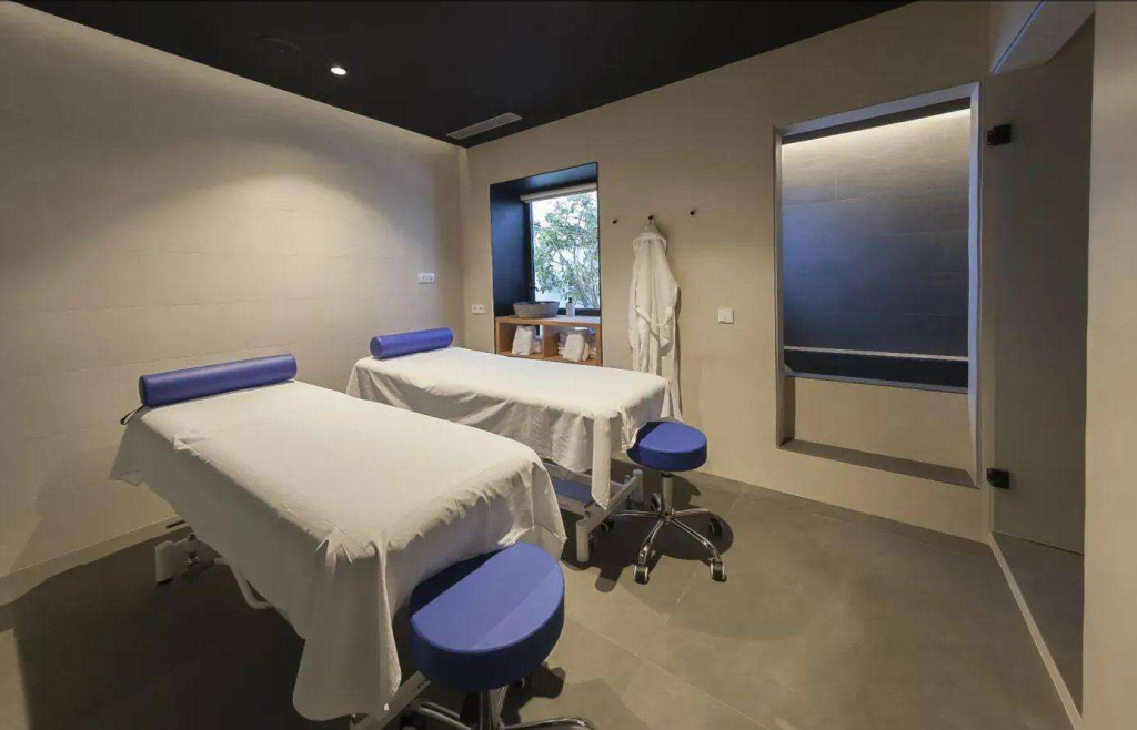 Neptuno Aparthotel