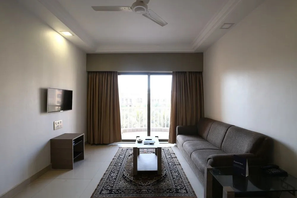 Townhouse Mumbai International Airport