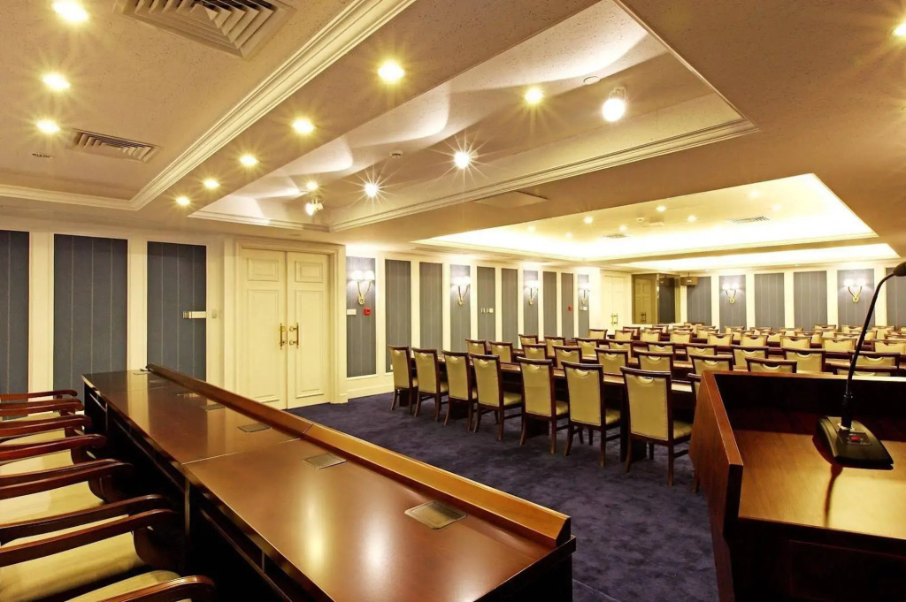 Wuhu Alton Hotel