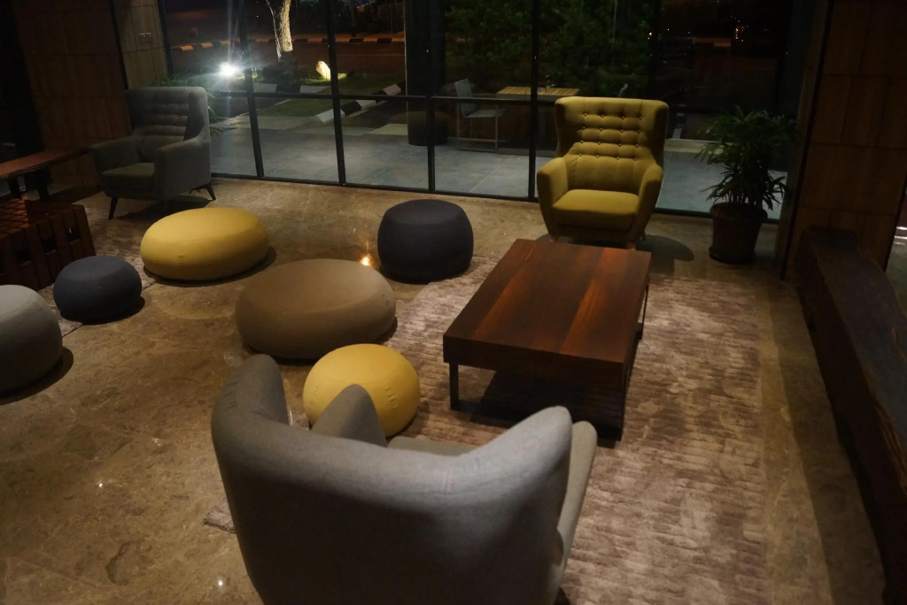 Roxy Hotel 3rd Mile