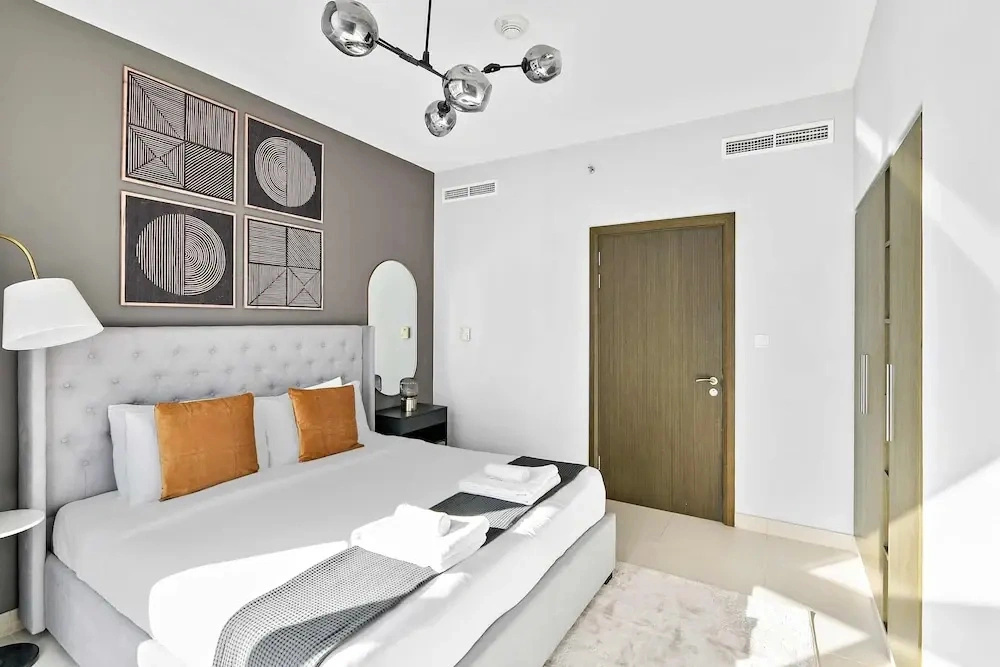 Silkhaus High Floor With New Furniture Balcony
