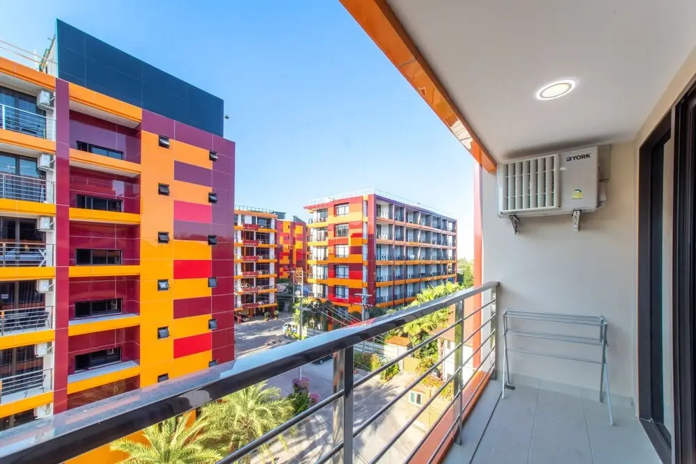 Naiharn Sea Condominium S608