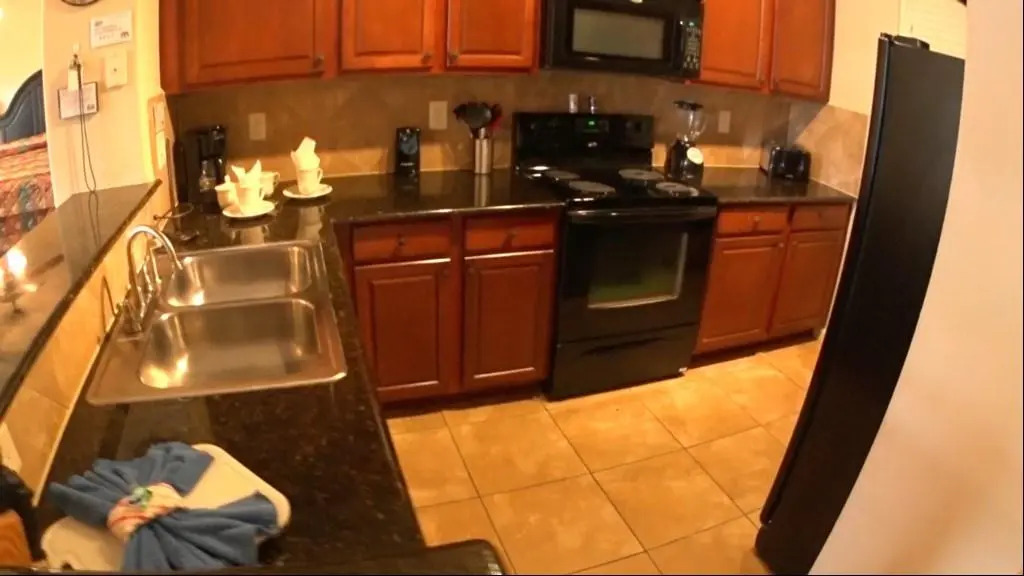 914 Charo Pkwy  111 3 Bedrooms, 3 Bathrooms