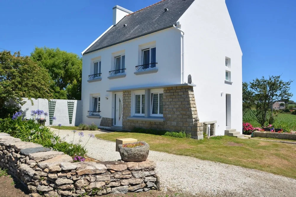 House with 3 Bedrooms in Plozã©Vet, with Furnished Garden And Wifi - 1