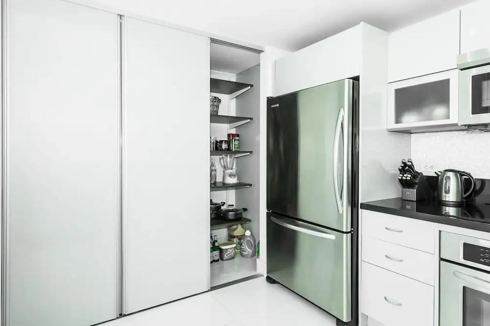 Vizcayne Luxury Condo by 1stHomeRent