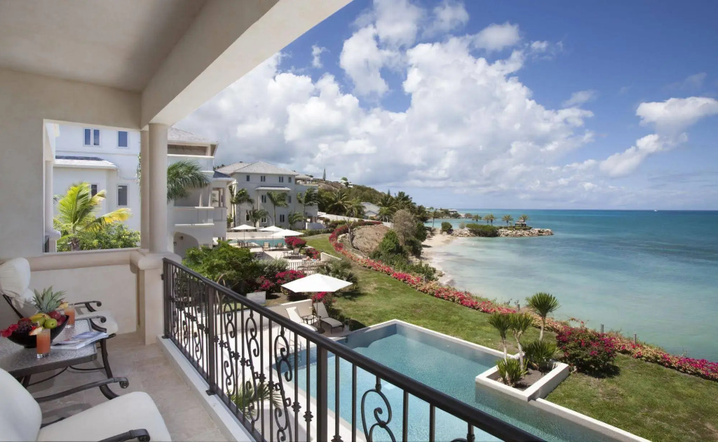 Blue Waters Resort and Spa
