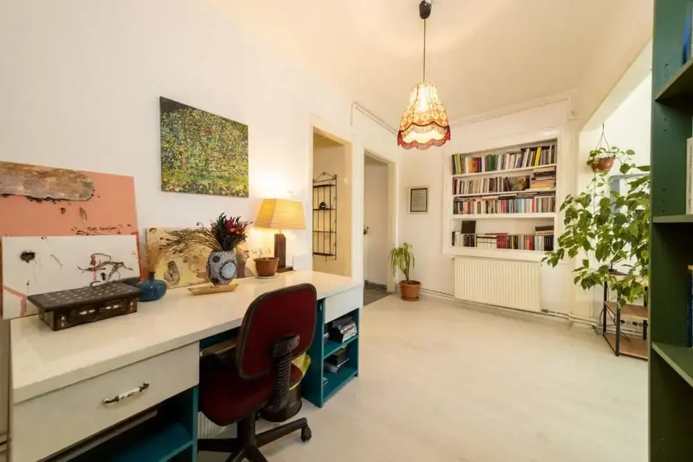 Charming Flat With Refreshing View in Kadikoy
