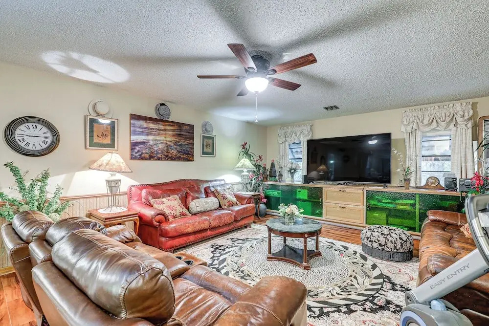 Tampa Area Home w/ Indoor Pool, Families Welcome!