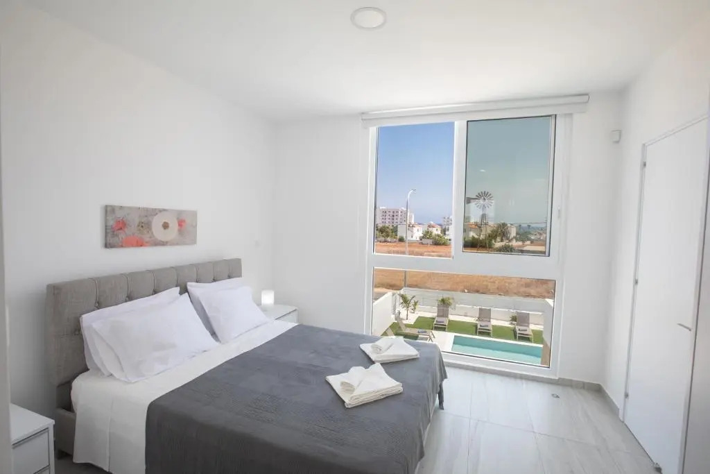 Walk to Beach- Central Protaras- Pool Villa, Blue Island Villa