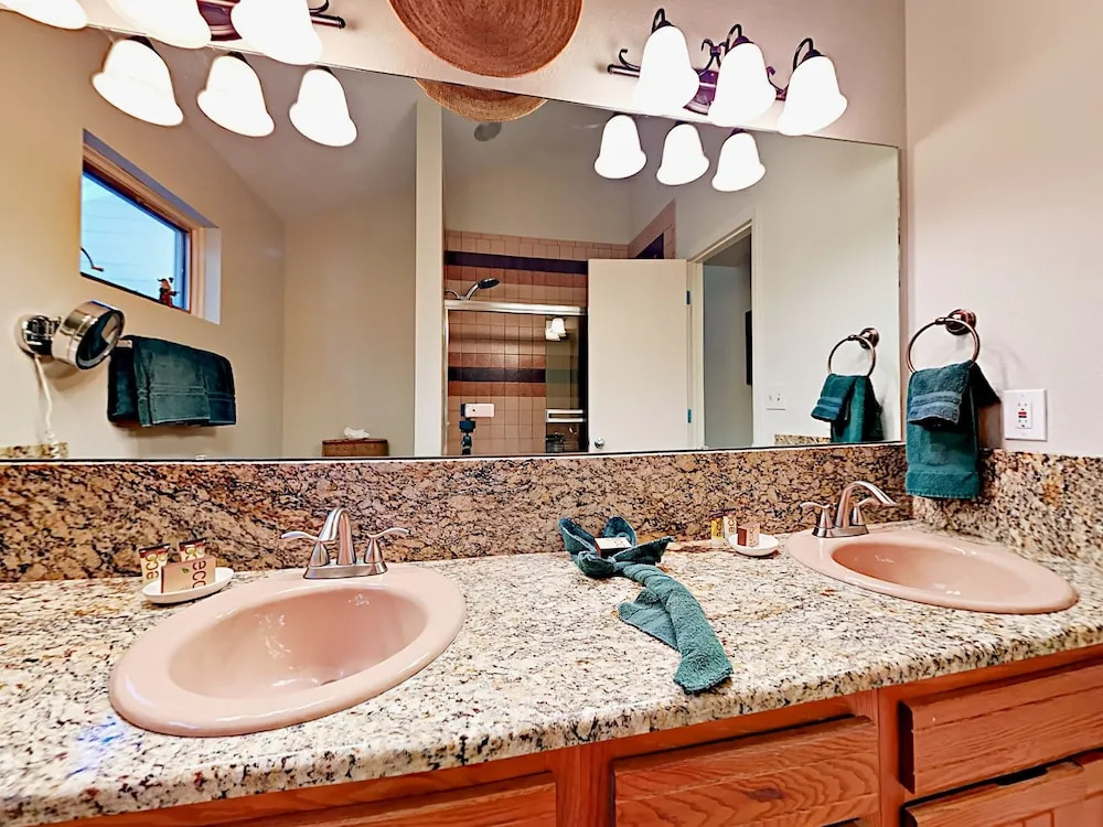 22 Wellington Ln Condo Unit 1