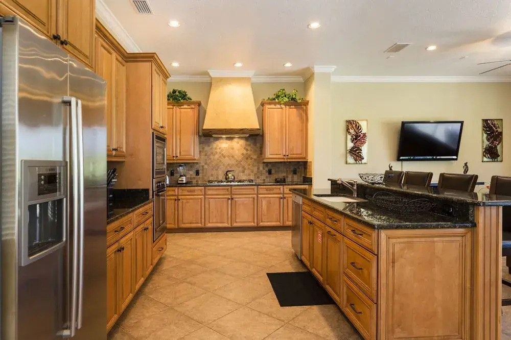 Panoramic Golf Course Views 5 Br home by RedAwning