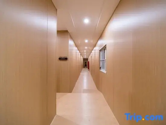 Home UP Huayi Selected Hotel (Kaima Square Branch, Mudu Ancient Town, Suzhou)