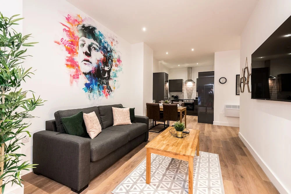 SGT Pepper’s Apartments