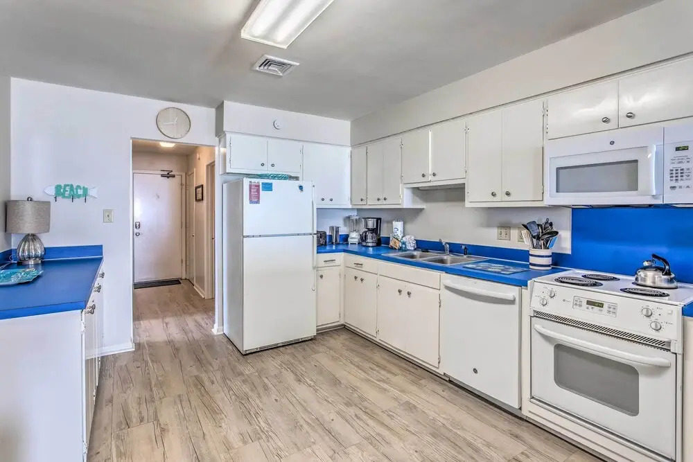 Beach & Boardwalk Access: North Myrtle Beach Condo