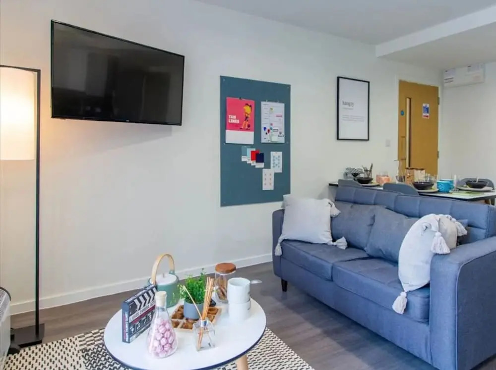 Ensuite Rooms STUDENTS Only - CANTERBURY - Campus Accommodation