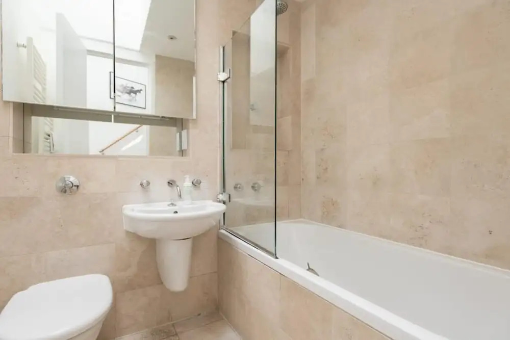 The Wandsworth Common - Bright & Modern 2BDR Flat overlooking the Park