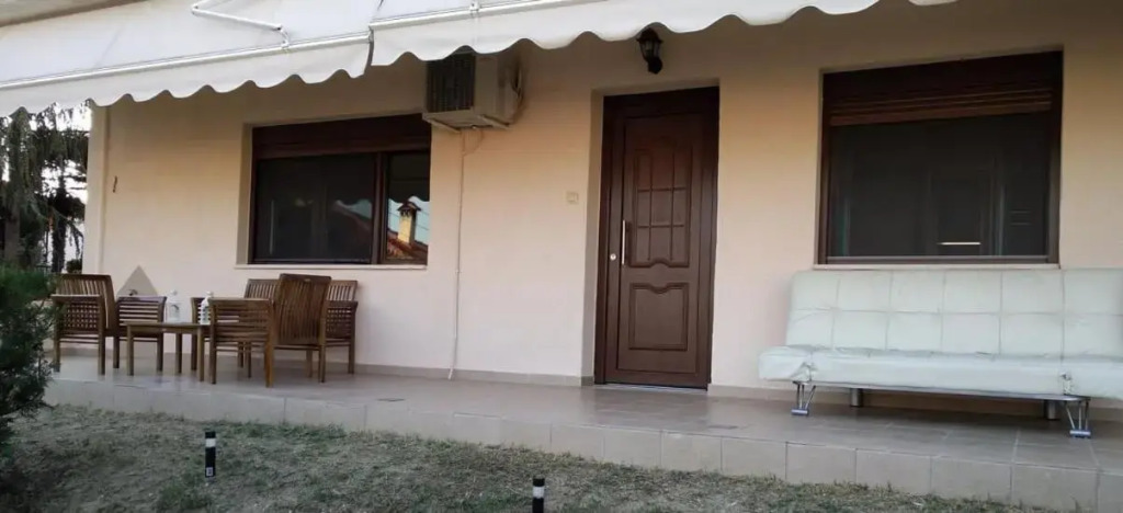 Luxurious private appartment with garden and view!